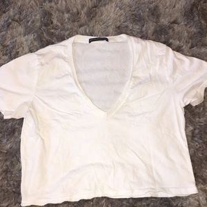 BRANDY MELVILLE TEE SHIRT